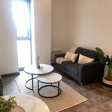 High Point Apartment Bradford  Luaran gambar