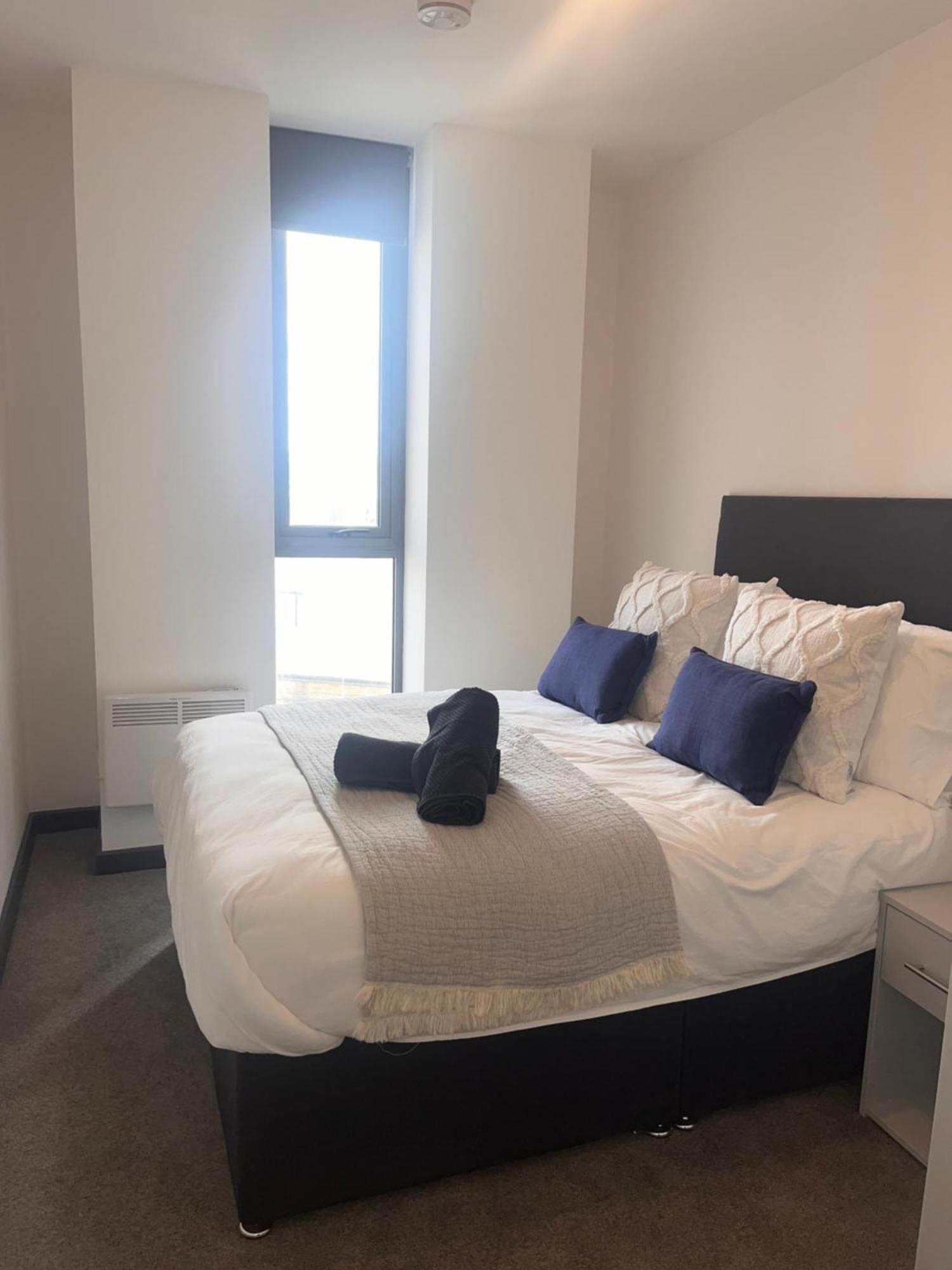 High Point Apartment Bradford  Luaran gambar